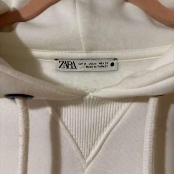 Zara | Men's Athletic Hoody - Picture 3 of 5